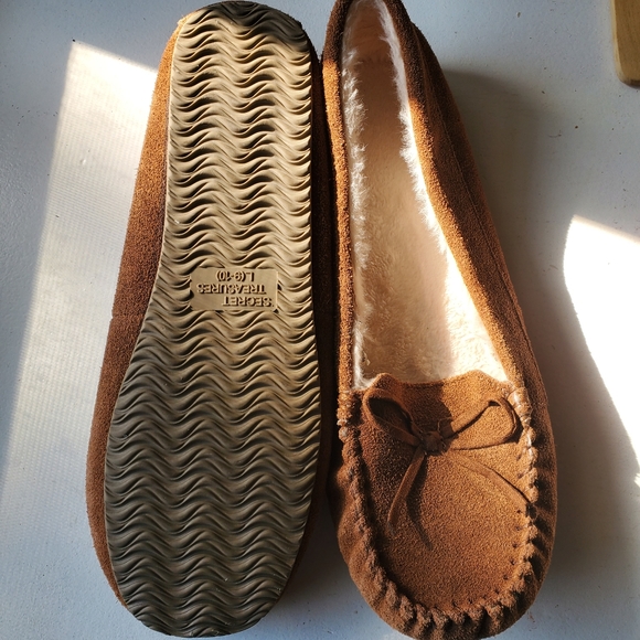 Secret Treasues Moccasin Slippers Dark Chestnut - Size L (9-10) - Picture 3 of 4